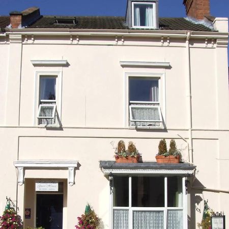 Hedley Villa Guest House Leamington Spa Bagian luar foto