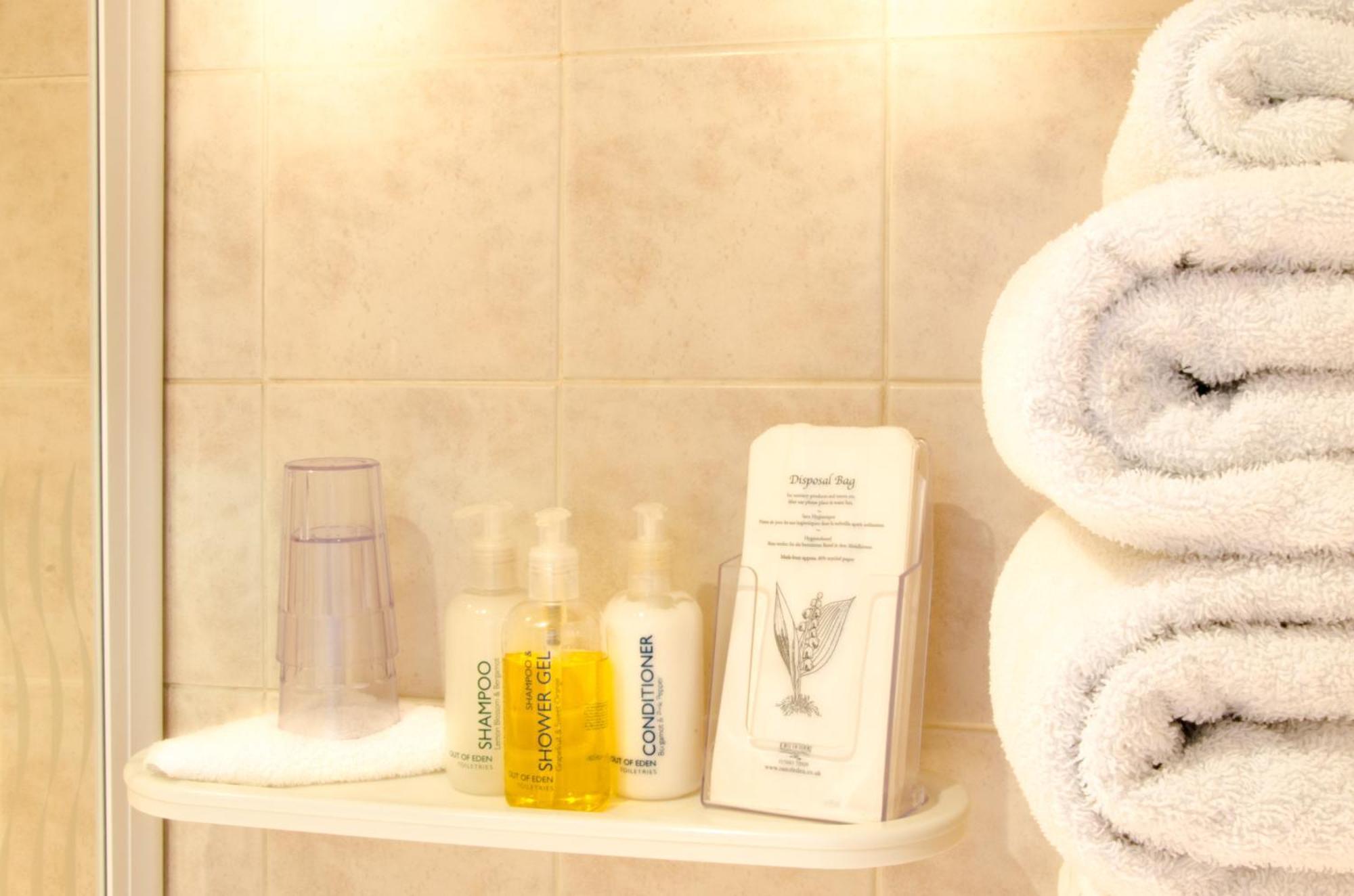 Hedley Villa Guest House Leamington Spa Bagian luar foto